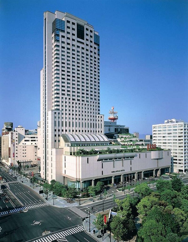 【C/下関発】 ホテル最上階33階天空の絶景 至福のホテルランチと花と開運めぐり 母の日ツアー 日帰り1